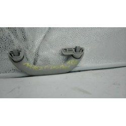 Poignee de maintien arriere...