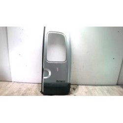 Porte de coffre droit...