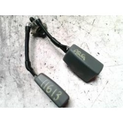 Attache ceinture arriere...