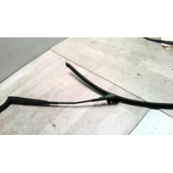 Bras essuie glace avant...