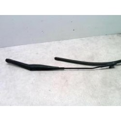 Bras essuie glace avant...