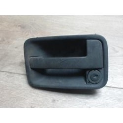 Poignee porte avant gauche...