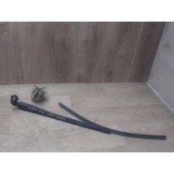 Bras essuie glace avant...