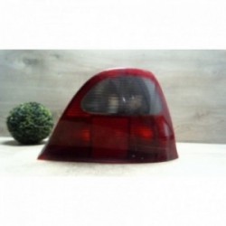 Feu arriere principal droit...