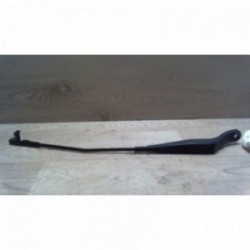 Bras essuie glace avant...