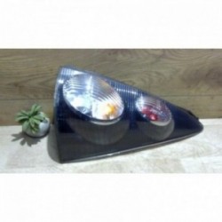 Feu arriere principal droit...