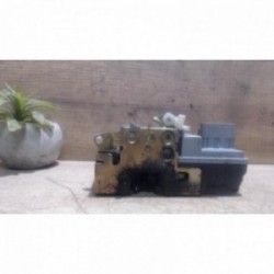 Serrure avant droit PEUGEOT...