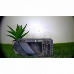 Poignee porte avant droit...