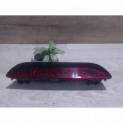 Feu arriere stop central...