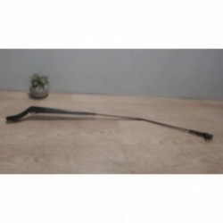 Bras essuie glace avant...