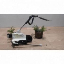 Serrure avant gauche...