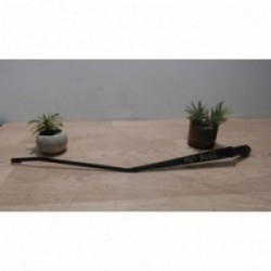 Bras essuie glace avant...