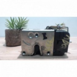 Serrure avant gauche...