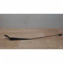 Bras essuie glace avant...