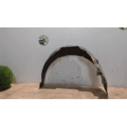 Pare boue avant gauche...