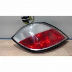 Feu arriere principal...