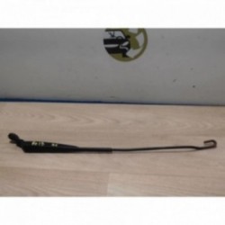 Bras essuie glace avant...