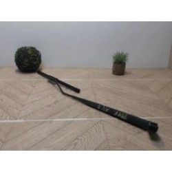 Bras essuie glace avant...