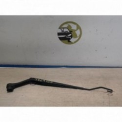 Bras essuie glace avant...