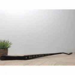 Bras essuie glace avant...