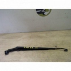 Bras essuie glace avant...