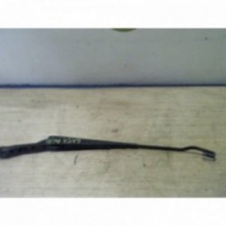 Bras essuie glace avant...