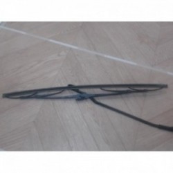 Bras essuie glace avant...