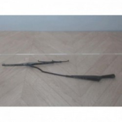 Bras essuie glace avant...