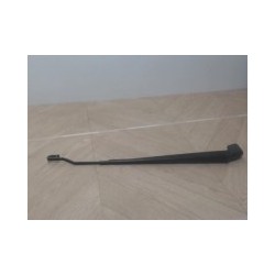 Bras essuie glace avant...