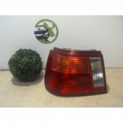 Feu arriere principal...