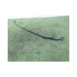 Bras essuie glace avant...