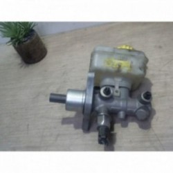 Maitre cylindre (freinage)...