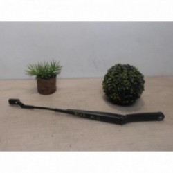 Bras essuie glace avant...