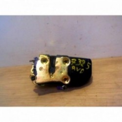 Serrure avant droit...