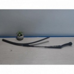 Bras essuie glace avant...