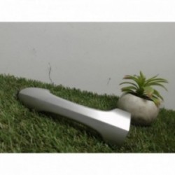 Poignee porte avant gauche...