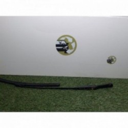 Bras essuie glace avant...