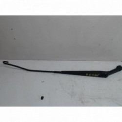 Bras essuie glace avant...