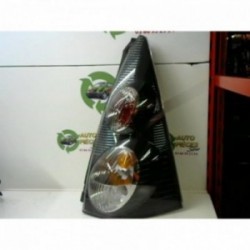 Feu arriere principal droit...