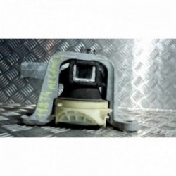 Support moteur droit...