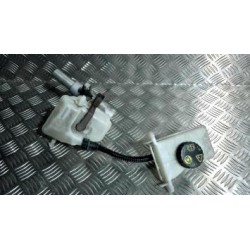 Maitre cylindre (freinage)...