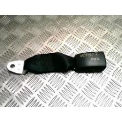 Attache ceinture arriere...