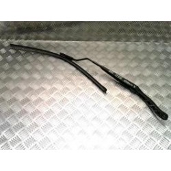 Bras essuie glace avant...