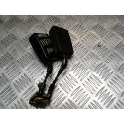 Attache ceinture arriere...