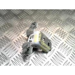 Charniere de porte avant...