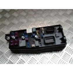 Porte fusible KIA CARNIVAL 2