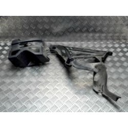 Support de pare chocs...