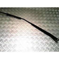 Bras essuie glace avant...