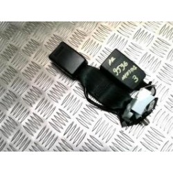 Attache ceinture arriere...