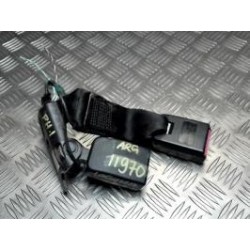 Attache ceinture arriere...